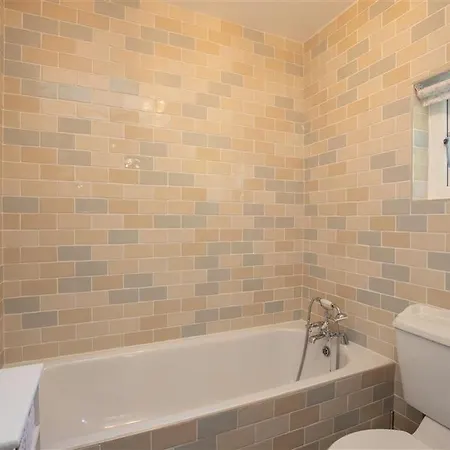 Crozier * אמבלסייד